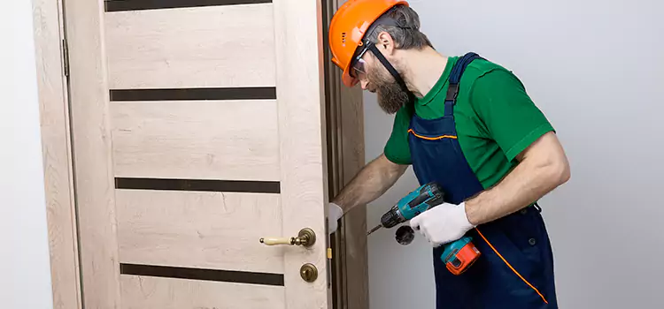Replace Internal Door Handle with Lock Staunton